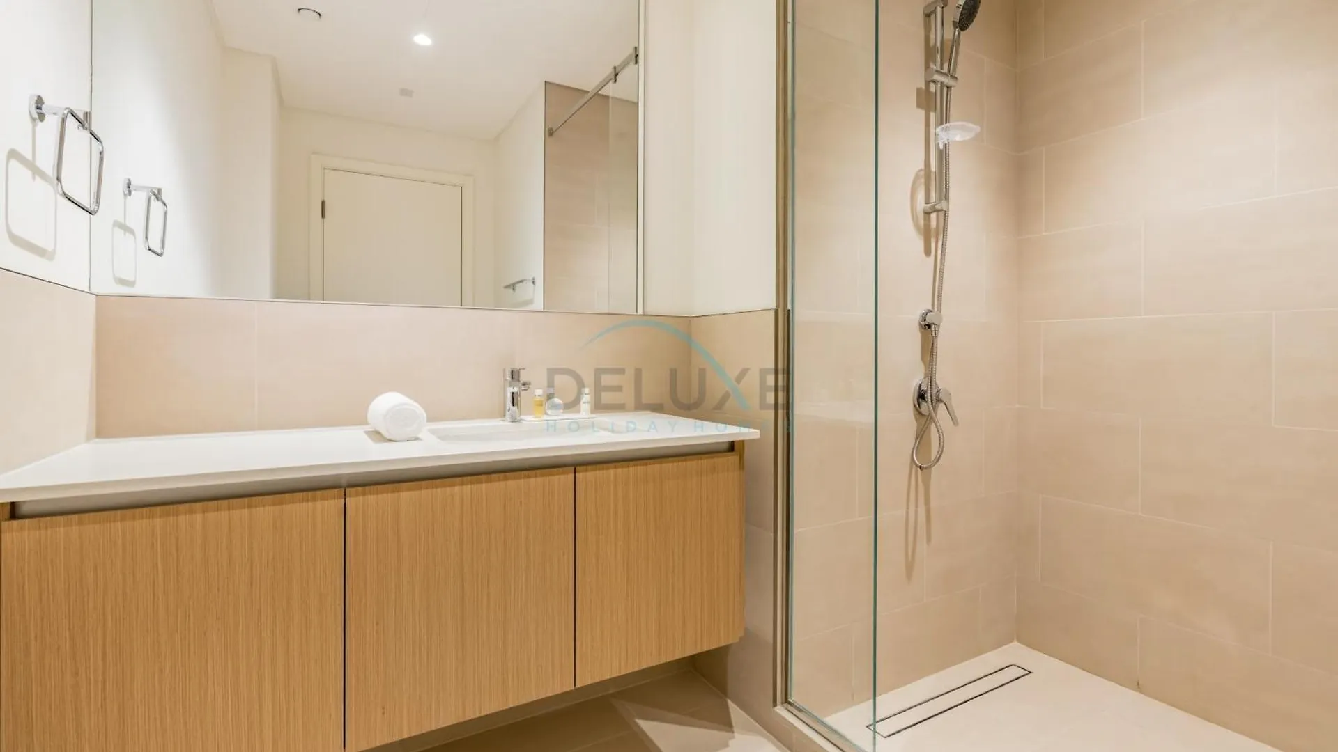 3 Bed Plus Maid'S Room Near Festival City Mall, Mins From Downtown Dubai, Rosewater At Creek Beach Building 2, Creek Beach By Deluxe Holiday Homes Apartment Dubai